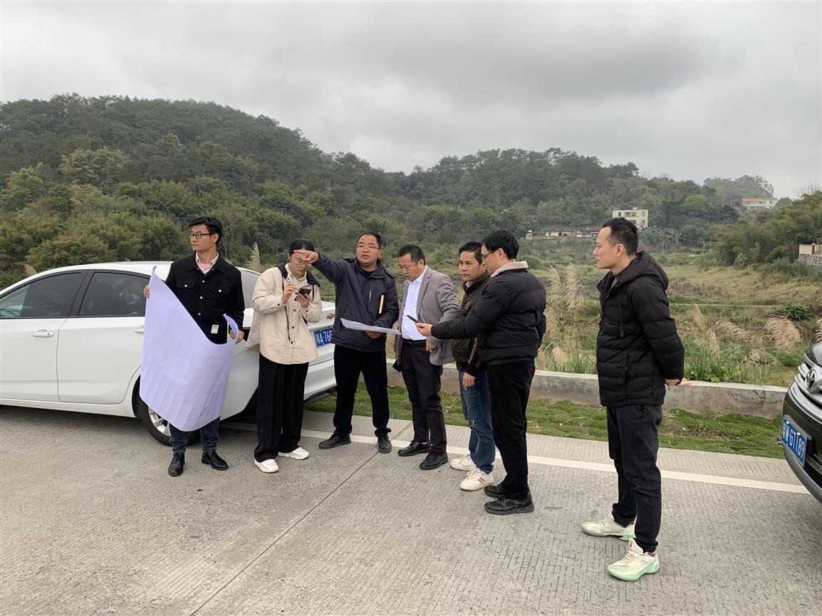 簡訊：郁南縣自然資源局主要領(lǐng)導帶隊調(diào)研指導建城鎮(zhèn)全域土地整治工作.wps_1