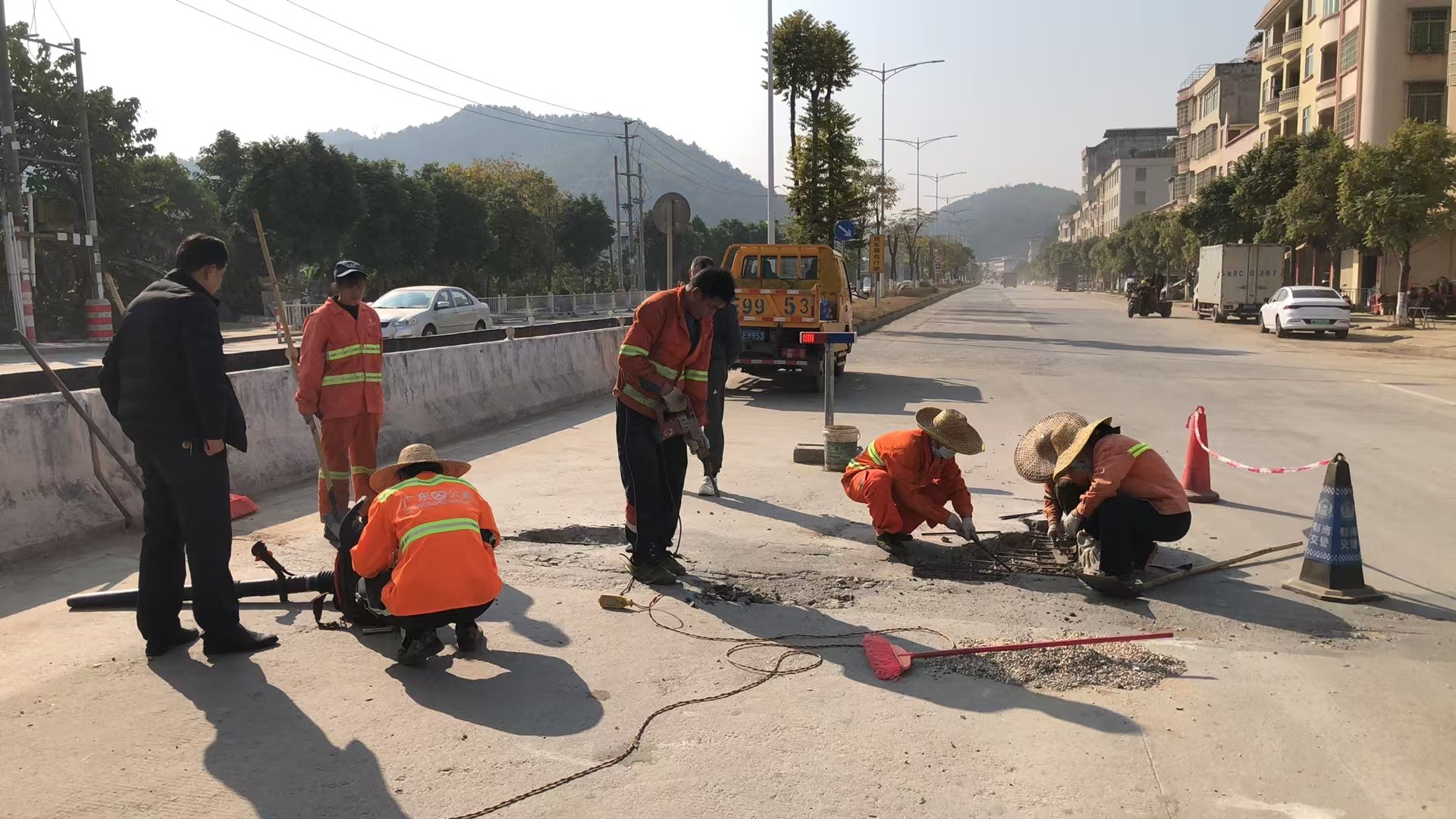 南縣公路事務(wù)中心多措并舉護航春運平安路.wps_2
